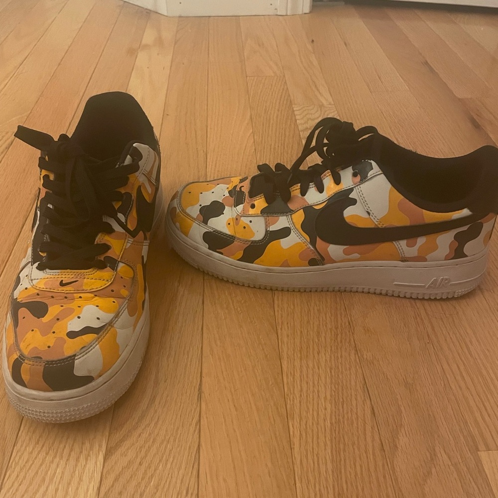 NIKE AIR FORCE 1 LOW CAMO